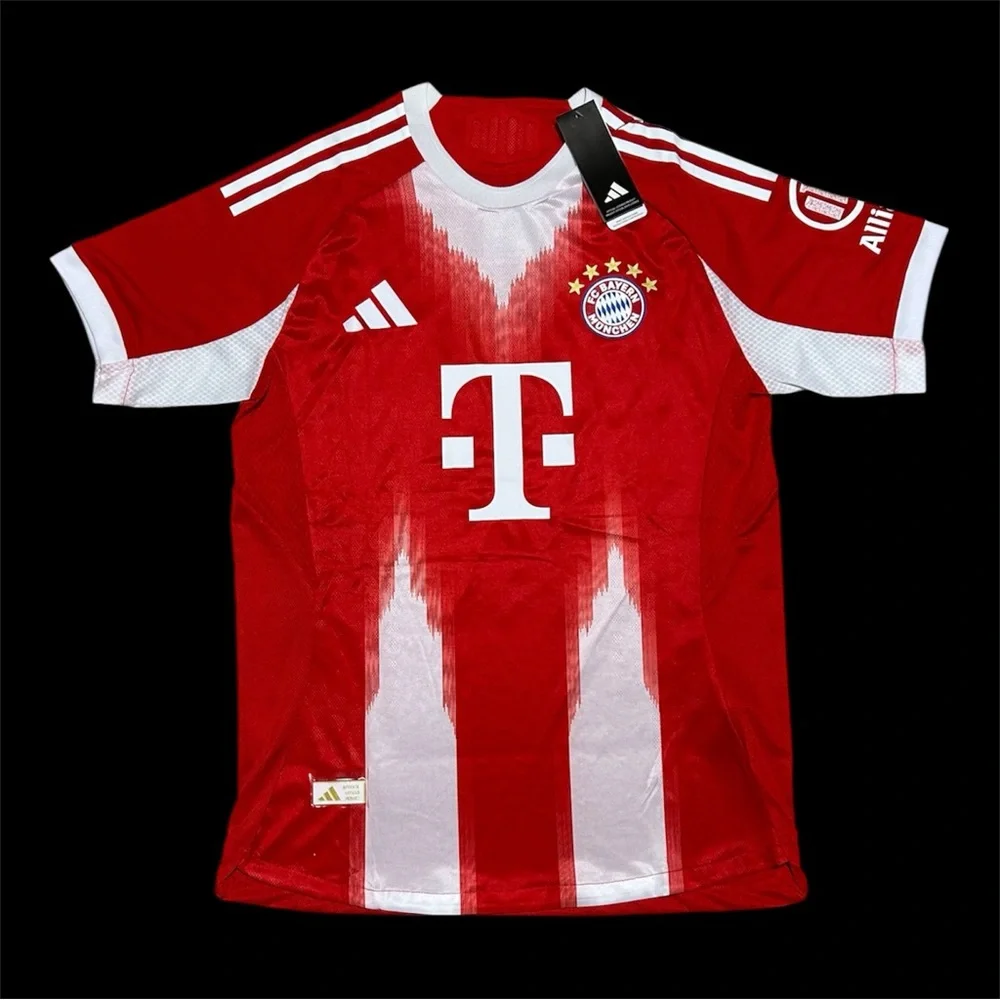 Bayern Munich 2025/26 Home Player Match Player Version Jersey PLAYERS AVAILABLE